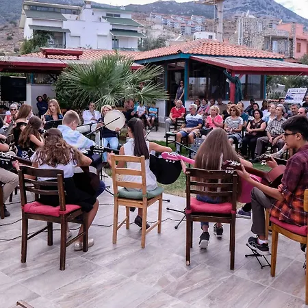 Karaburun Konak Hotel Отель