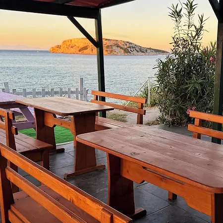 Szálloda Karaburun Konak Hotel 4*