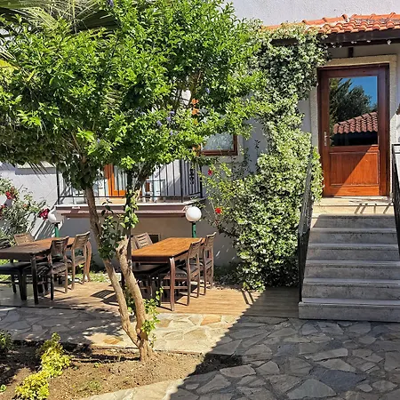 Karaburun Konak Hotel Szálloda Karaburun