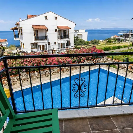 Karaburun Konak Hotel Szálloda 4*
